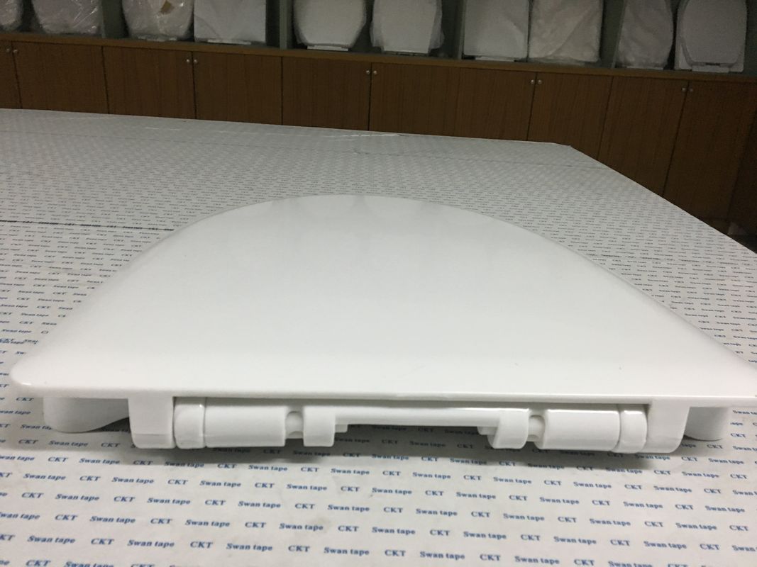 High Hardness WC Seat Cover No Tools Required With Soft Close Function