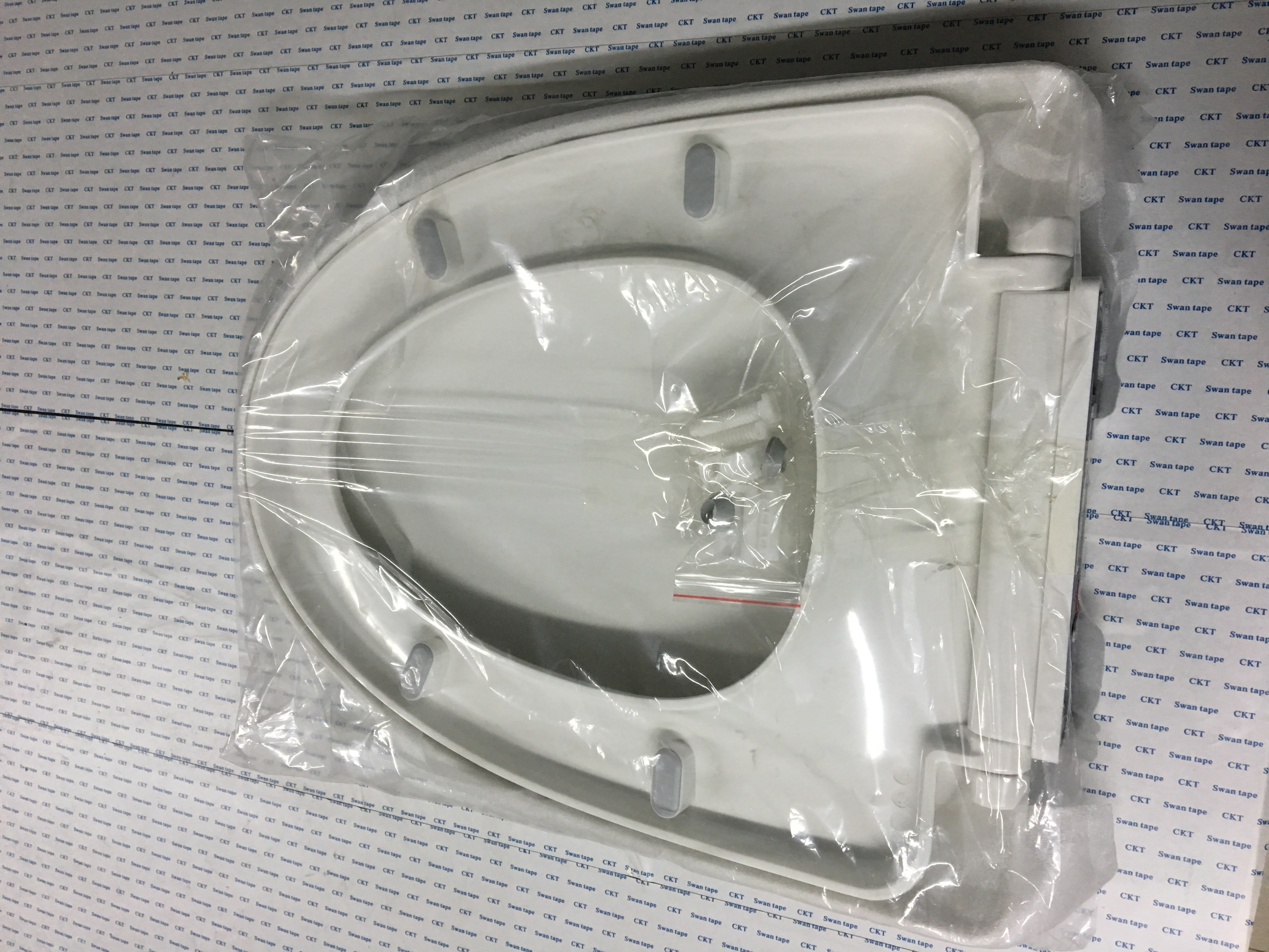 Old Fashioned WC Seat Cover , Toilet Commode Cover Flushable