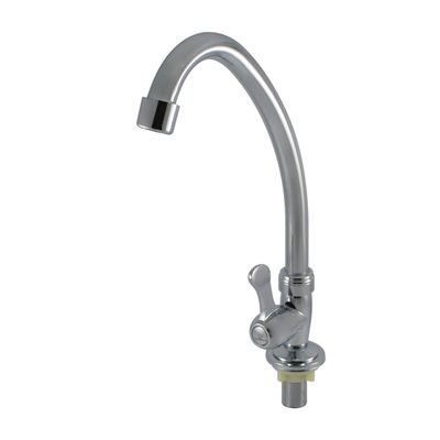 Single Handle 360 Rotation Chrome Finish Kitchen Faucet for Modern Kitchen Sink